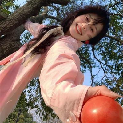 明月照尖东